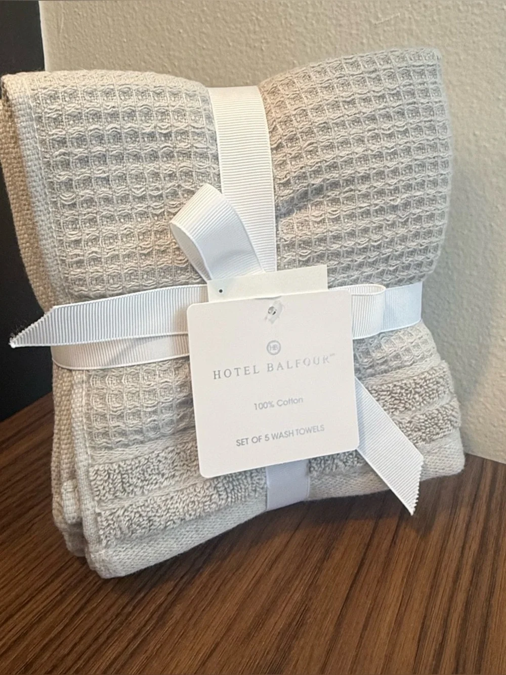 Hotel Buffour 5-Pack Waffle Wash Towels - Light Gray